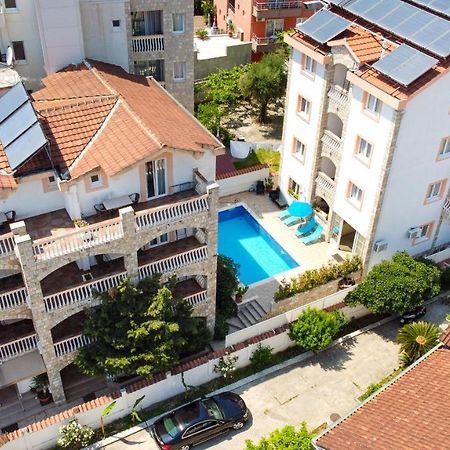 Villa Iper Будва Екстериор снимка