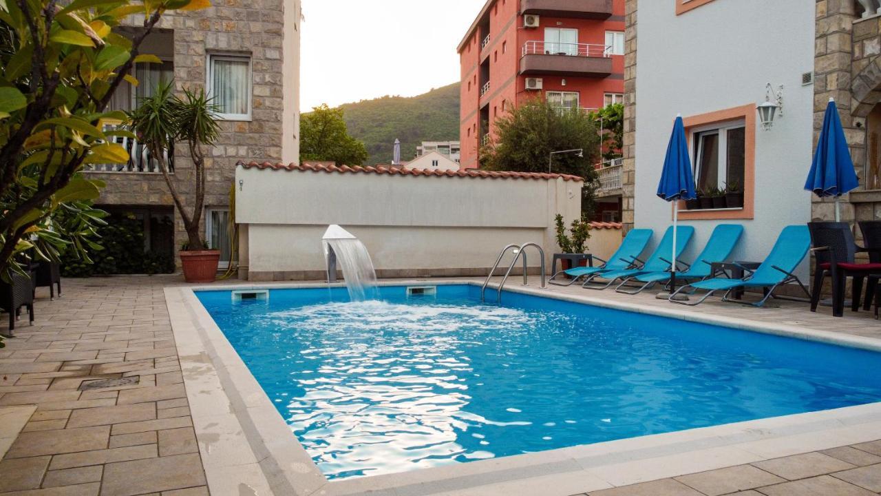 Villa Iper Будва Екстериор снимка